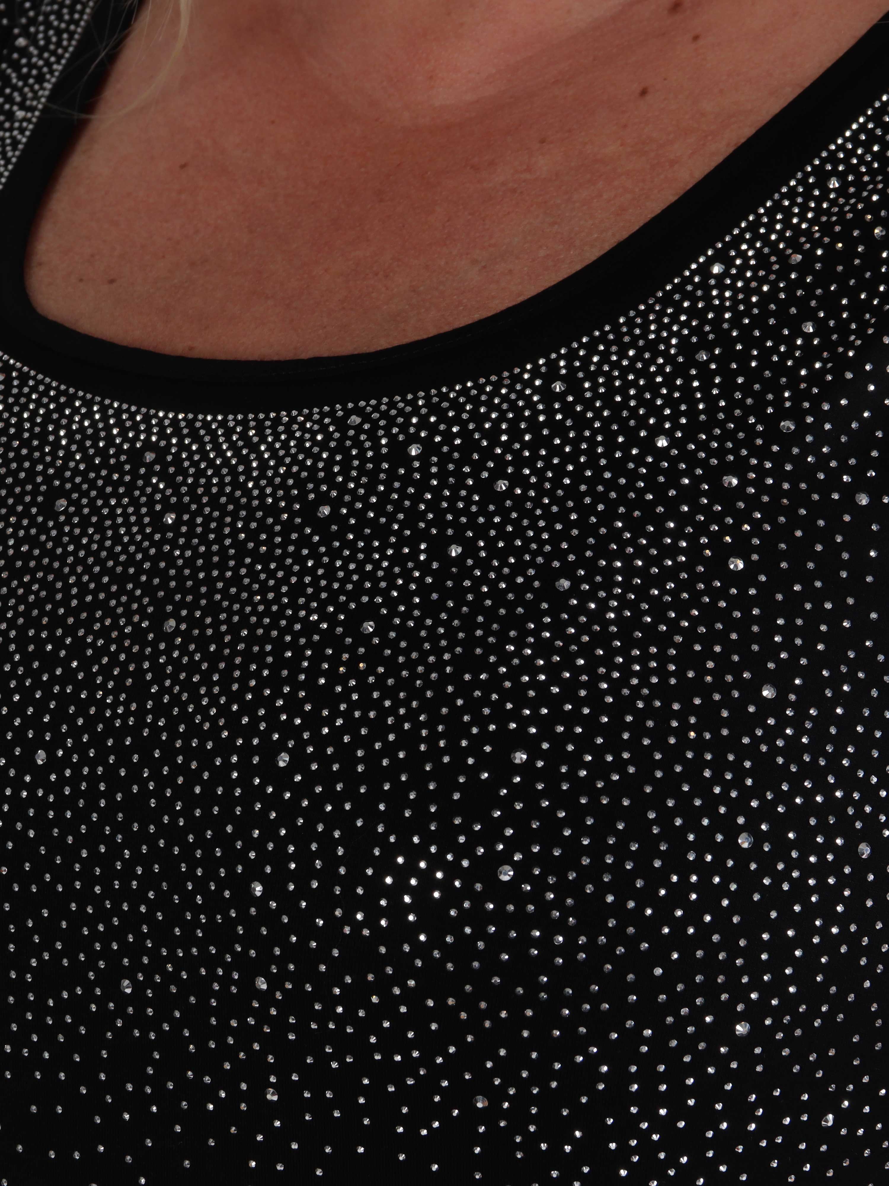 Eden - Lång mjuk klänning i viskos med strass